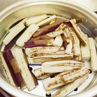 凉拌剁椒茄子的做法步骤：2
