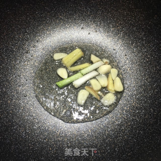 土豆焖鸡的做法步骤：5