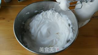 ~沙拉肉松戚风蛋糕的做法步骤：11