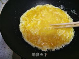 生煎韭菜鸡蛋包的做法步骤：7