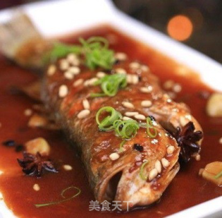 蒜香花刀红烧鱼的做法步骤：7