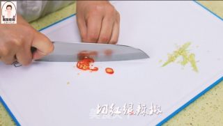 最正宗的韩式辣味脱骨鸡爪的做法步骤：5