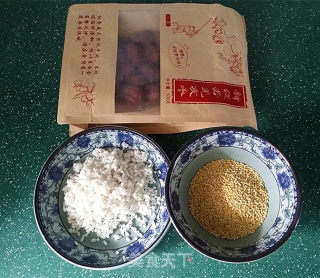 小米红枣粥的做法步骤：1