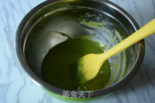 菠菜戚风的做法步骤：4