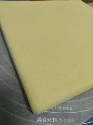 草莓奶油蛋糕卷的做法步骤：11