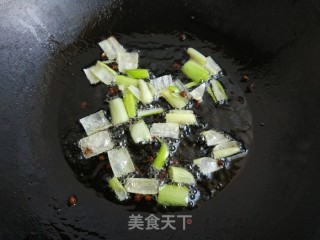油焖莲藕的做法步骤：4
