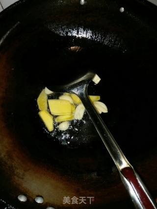 懒人版腊肠闷饭的做法步骤：2