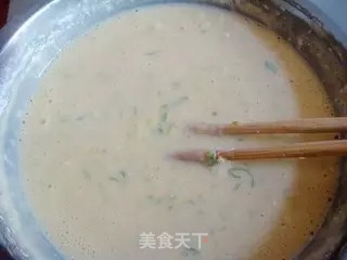 金黄色的葱花鸡蛋饼，你会做吗？的做法步骤：8