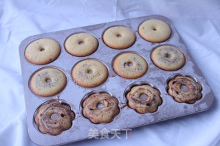 花样甜甜圈蛋糕的做法步骤：12