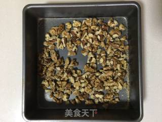 奶油焦糖核桃酥的做法步骤：2