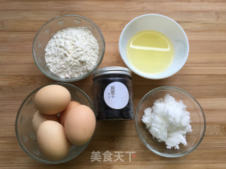 蓝莓戚风蛋糕的做法步骤：1