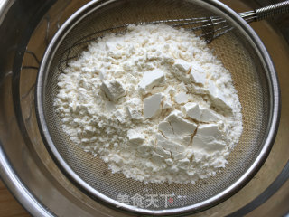 蓝莓戚风蛋糕的做法步骤：6