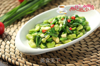 韭菜炒蚕豆米的做法步骤：8