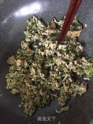 香椿炒鸡蛋的做法步骤：8
