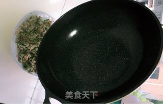 香椿炒鸡蛋的做法步骤：9