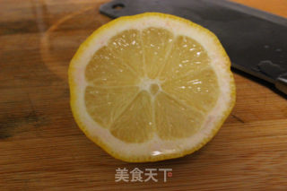 香煎秋刀鱼的做法步骤：3