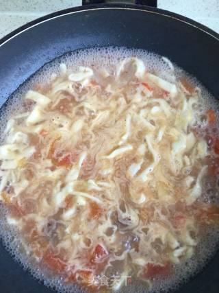 西红柿牛肉面的做法步骤：6