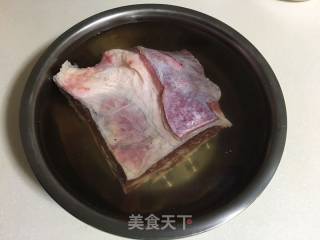 红烧牛肉的做法步骤：1