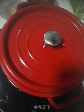 法朗彩锅盐焗鸡的做法步骤：4