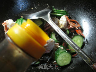 黑木耳青瓜炒花蟹的做法步骤：8