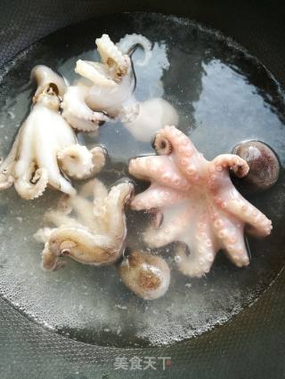 蒜苔炒八爪鱼的做法步骤：6