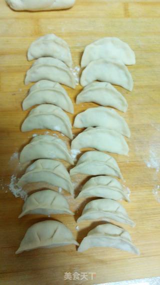 青椒牛肉水饺的做法步骤：9