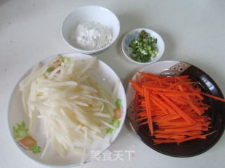 胡萝卜土豆丝饼的做法步骤：1