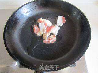 青南瓜炒肉片的做法步骤：2