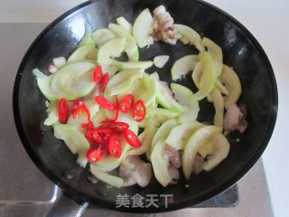 青南瓜炒肉片的做法步骤：6
