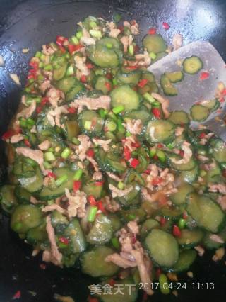 酸酸黄瓜肉的做法步骤：9