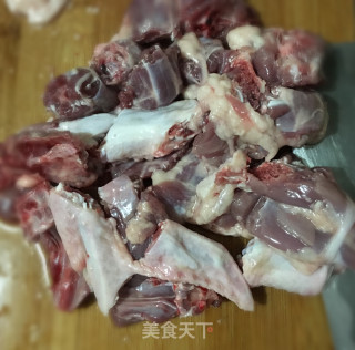 薏米黄芪老鸭汤的做法步骤：1