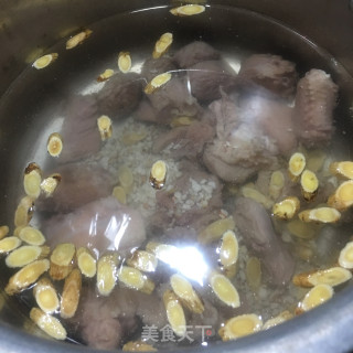 薏米黄芪老鸭汤的做法步骤：4