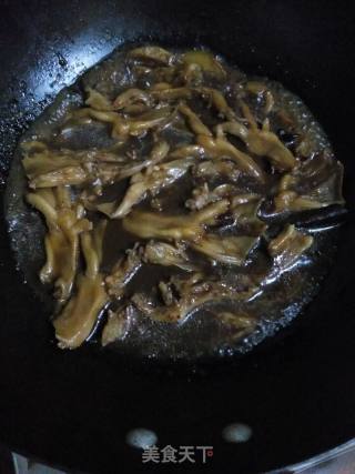 香辣无骨鸭爪的做法步骤：1