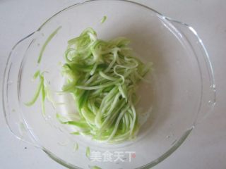 凉拌西葫芦的做法步骤：4