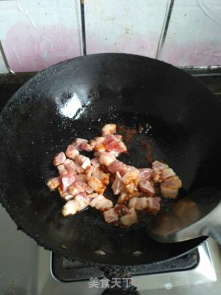 土豆红烧肉的做法步骤：5