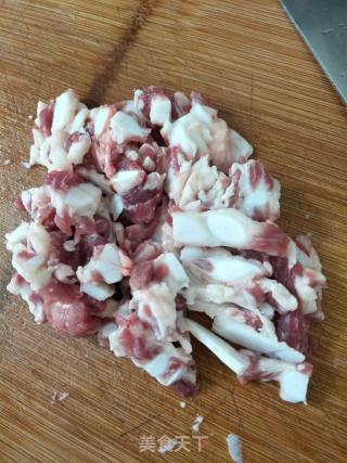 脆骨炒水芹的做法步骤：5