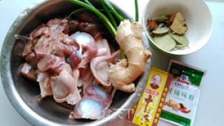 卤鸭杂的做法步骤：1