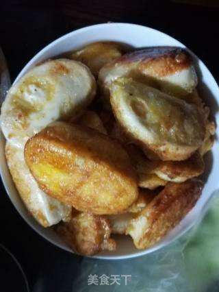 鸡蛋炸馒头的做法步骤：3