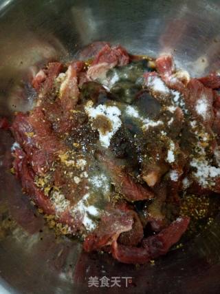 自制风干牛肉干的做法步骤：4