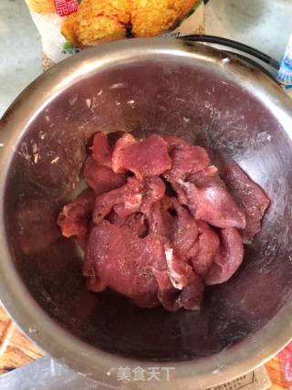 炸猪排的做法步骤：1