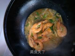 家常版油焖大虾的做法步骤：9