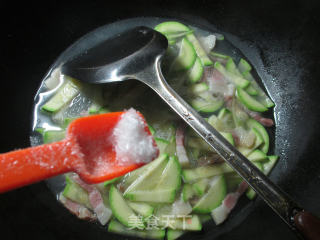 咸肉西葫芦煮粉丝的做法步骤：6