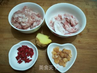 鱼鲜营养汤的做法步骤：1