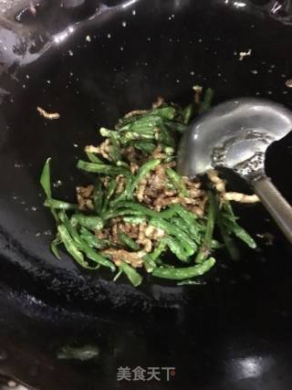 尖椒肉丝的做法步骤：3