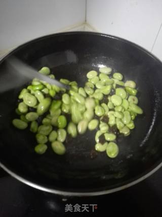 酱瓜嫩蚕豆的做法步骤：4