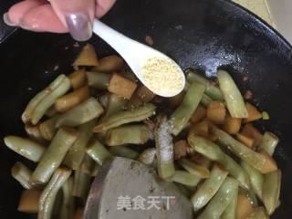 家庭版芸豆炖土豆的做法步骤：12
