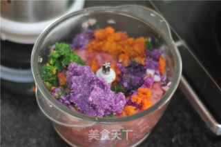 彩色蔬菜鸡蛋饺子的做法步骤：4