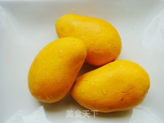 蝶恋花芒果拼盘的做法步骤：1
