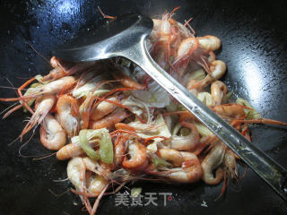 榨菜丝腐竹炒河虾的做法步骤：6