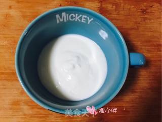 青汁酸奶的做法步骤：1